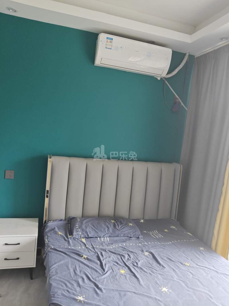 东海水景城领翔阁11345588卧室图3