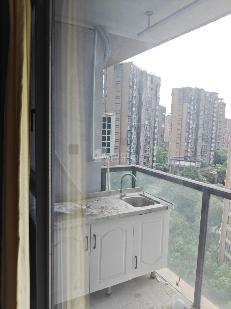 东海水景城领翔阁11345588厨房图4