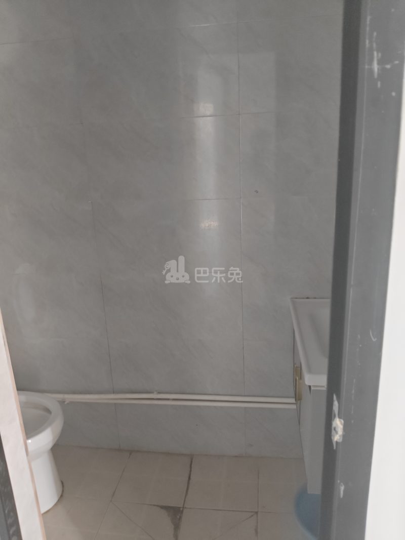 东海水景城领翔阁11345584卫生间图5