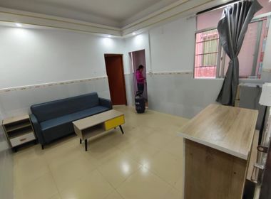 长湴西大街45号 1室1厅1卫