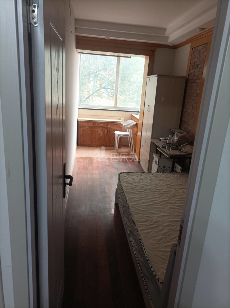 紫兰苑（中华新路939弄）11347119卧室图0