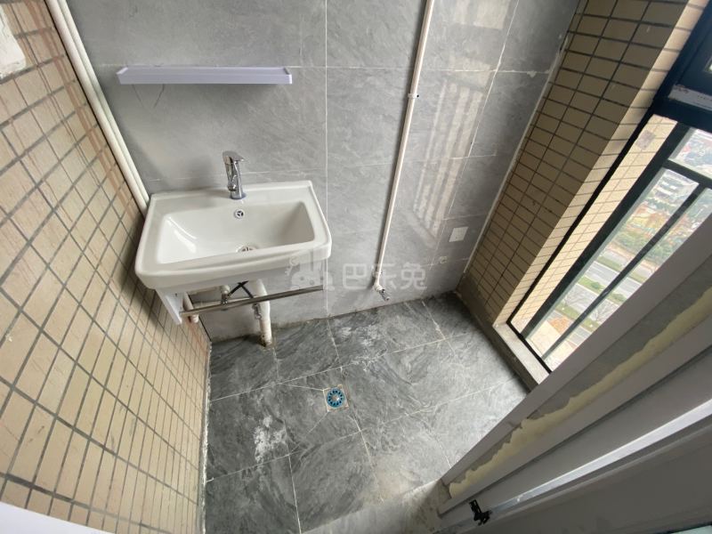 桐鹤名苑二区11351522卫生间图4