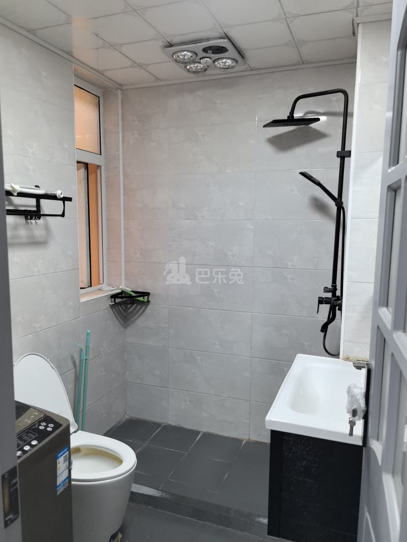 鹤沙航城乐成苑11366346卫生间图6