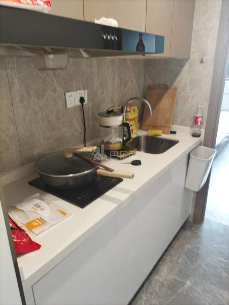 保利融信和光尘樾11377013厨房图6