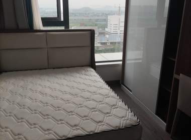 保利融信和光尘樾 