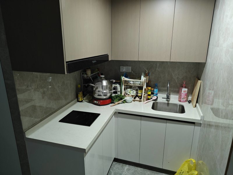 保利融信和光尘樾11377022厨房图4