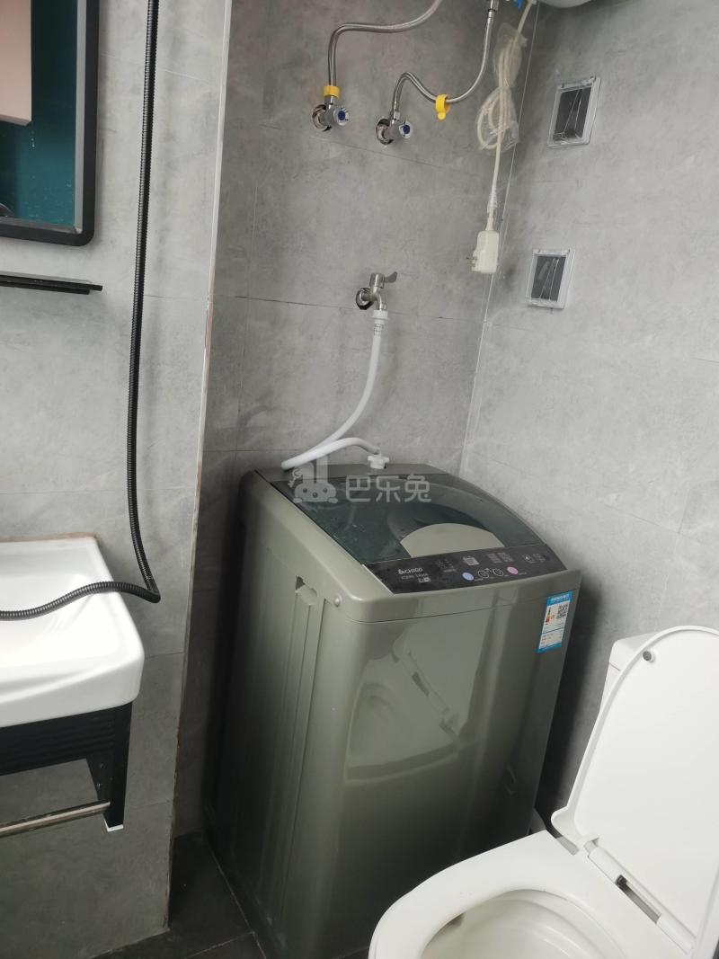 之江家园五区11422122卫生间图4