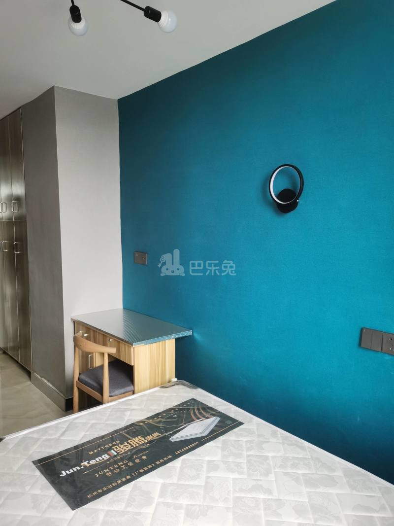 之江家园五区11422122卧室图2