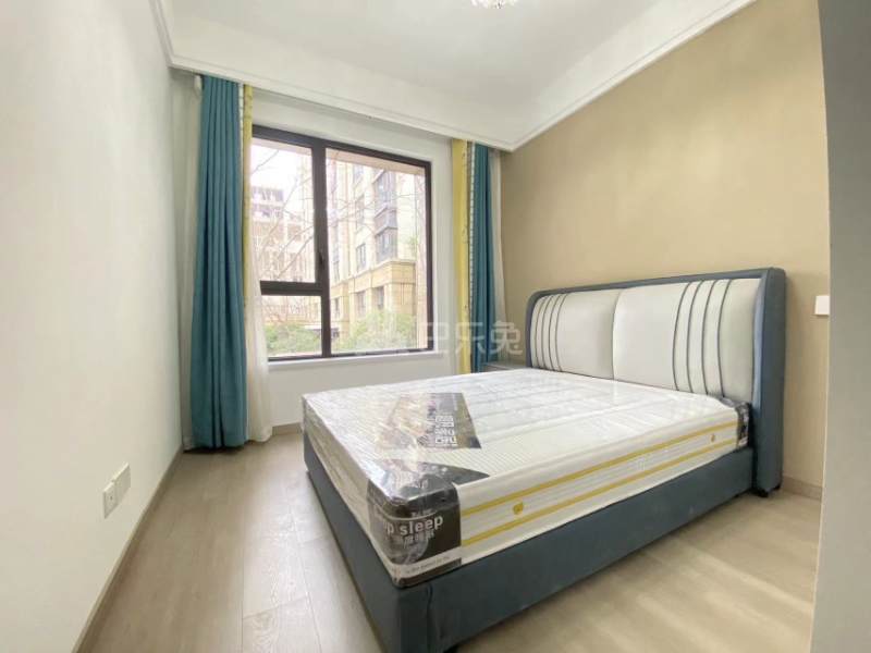 虹桥正荣府11432685卧室图1