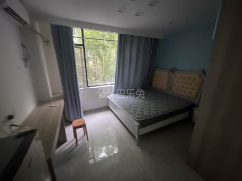 绿地21城国际家园A区11433525卧室图0