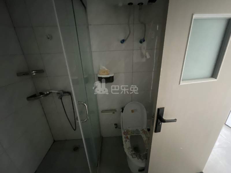 绿地21城国际家园A区11433619卫生间图6