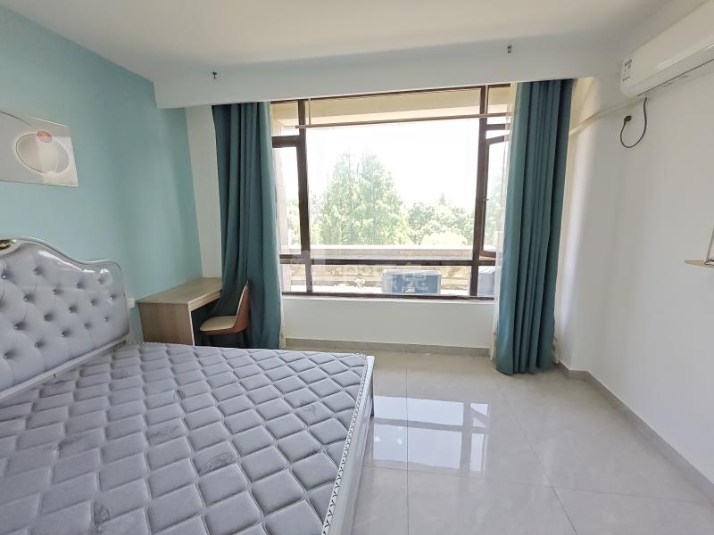 绿地21城国际家园A区11433654卧室图2