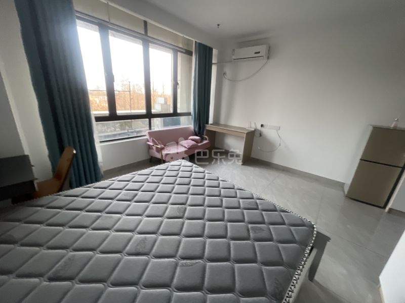 绿地21城国际家园A区11433701卧室图1