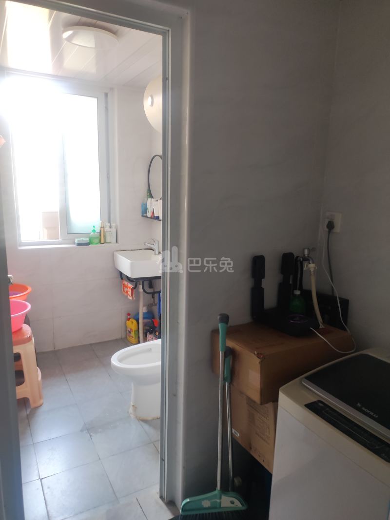 匡巷一村11442398卫生间图8