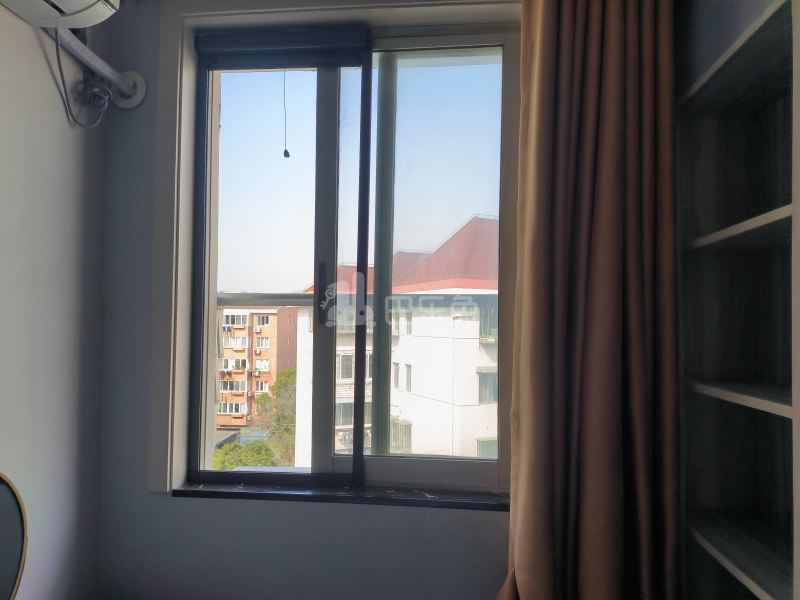 新长征花苑二街坊11456032卧室窗户图10