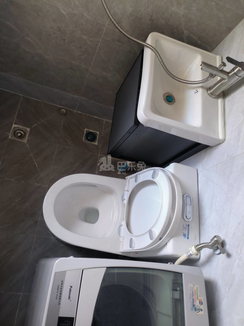 新长征花苑二街坊11456032卫生间图9