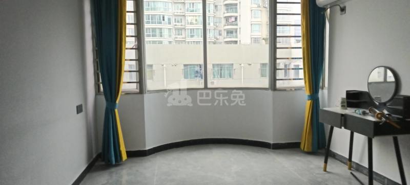 绿都世贸广场11461429卧室图4