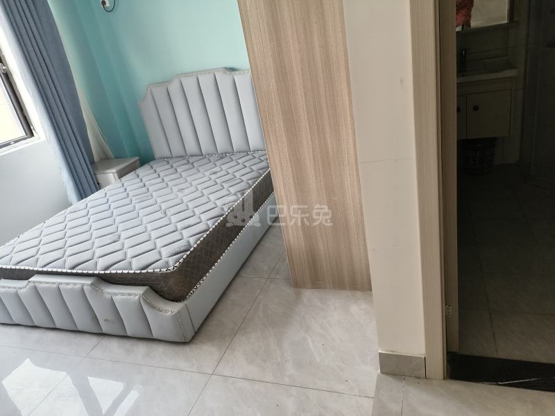 绿地21城国际家园A区11491238卧室图4