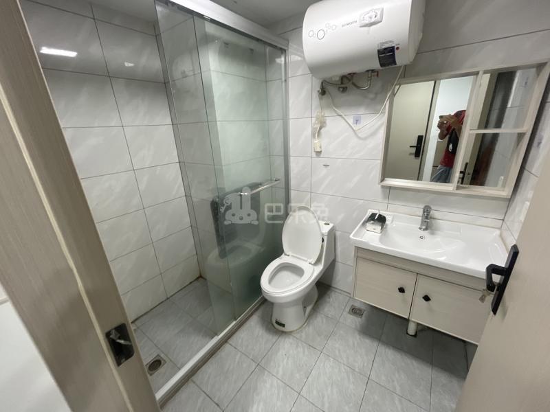 绿地21城国际家园A区11491415卫生间图5