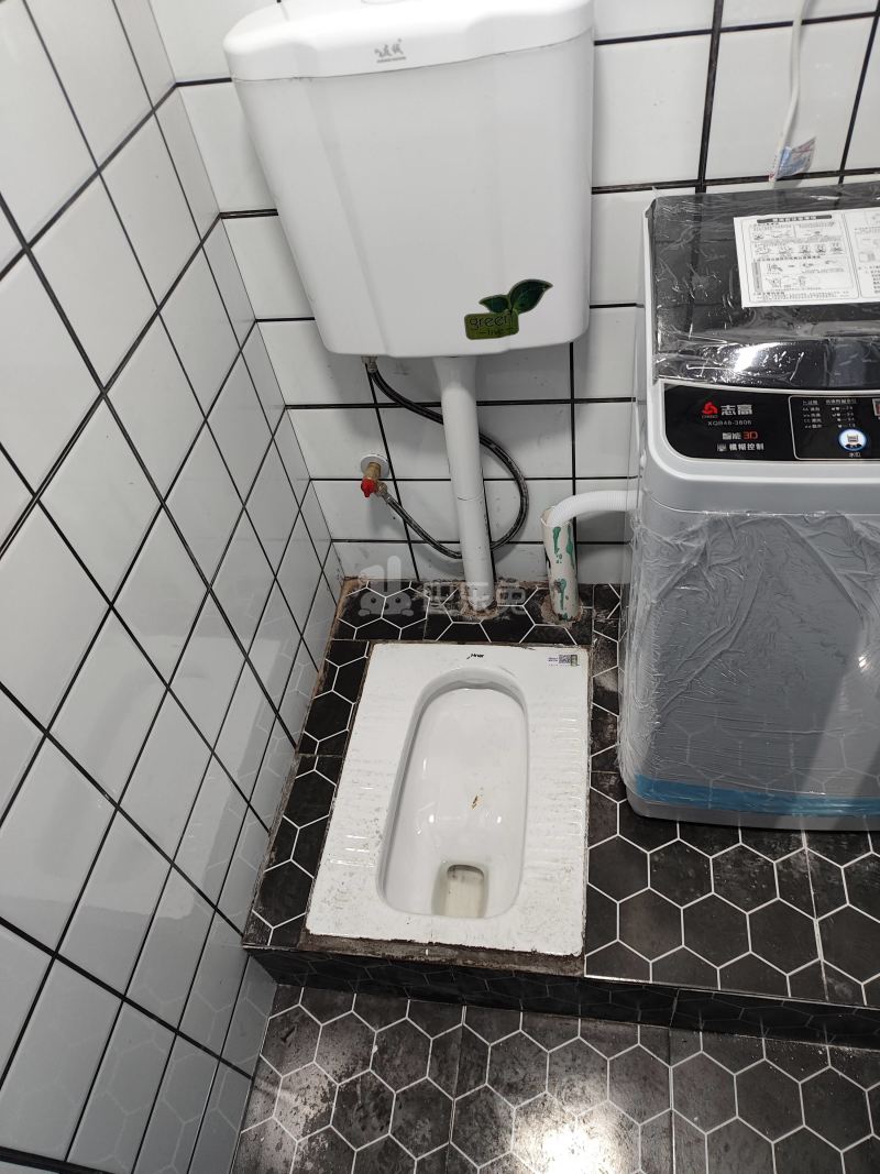 侯潮公寓南区11499769卫生间图3