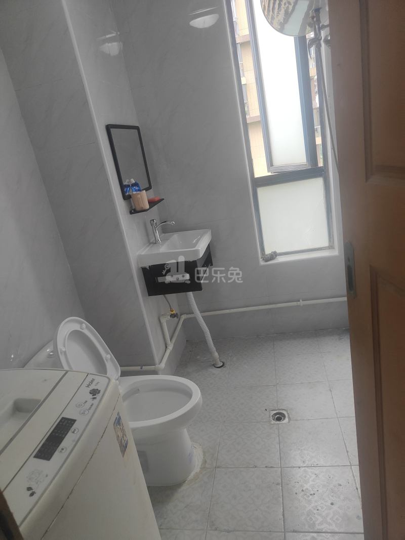 中环一号一期9765832卫生间图10