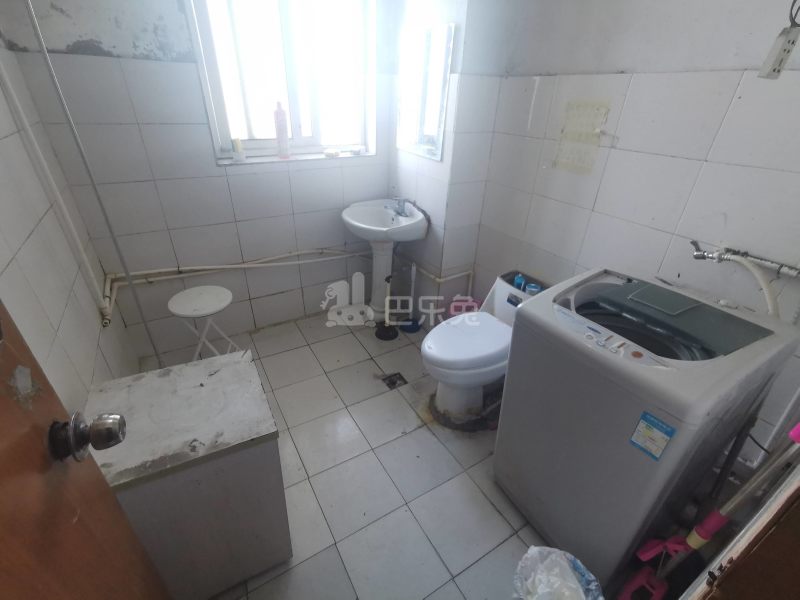 新梅共和城1153953卫生间图11