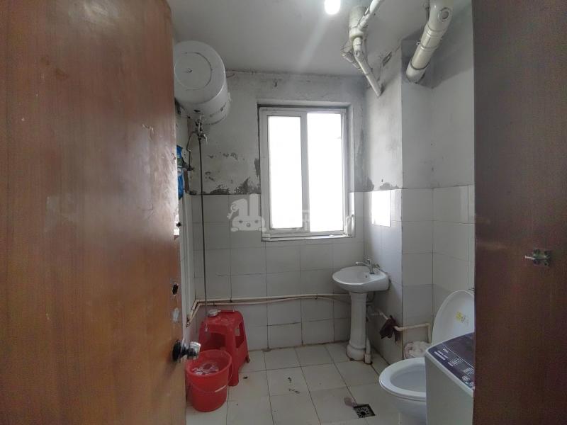 新梅共和城1153953卫生间图6