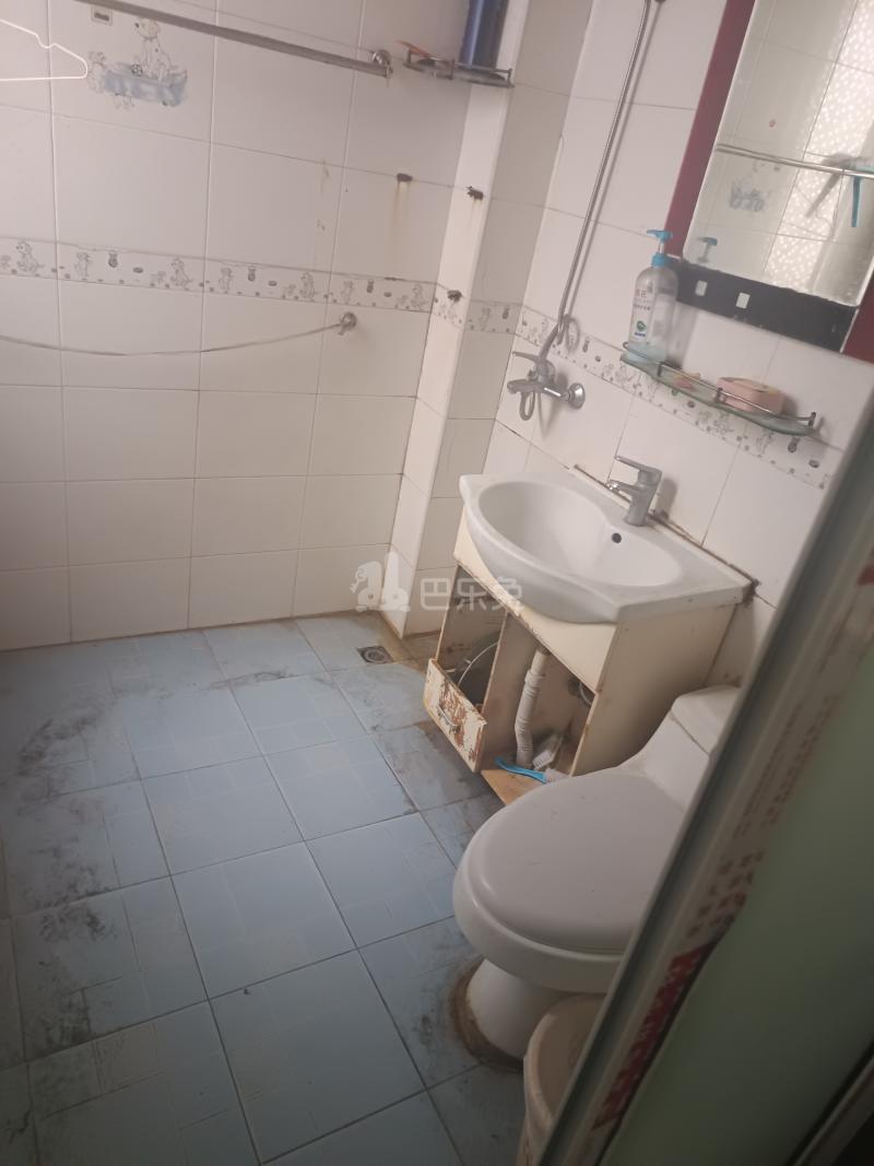 三门路510弄小区11544232卫生间图9