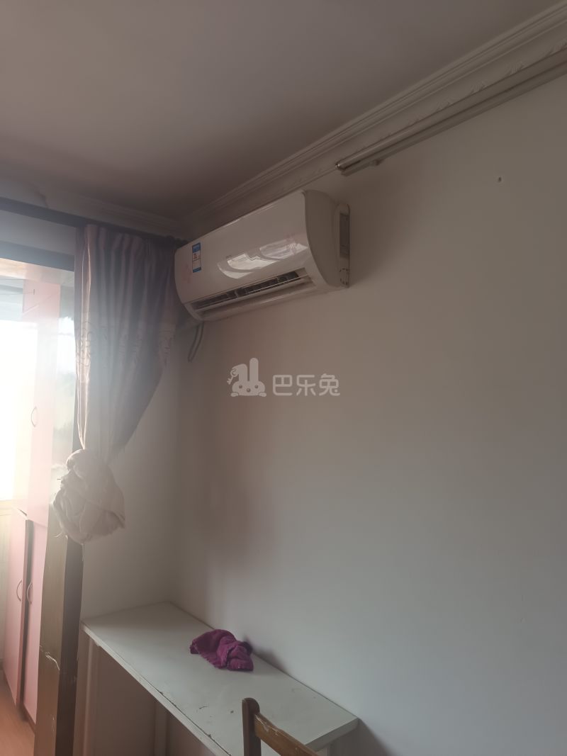 三门路510弄小区11544232卧室图3