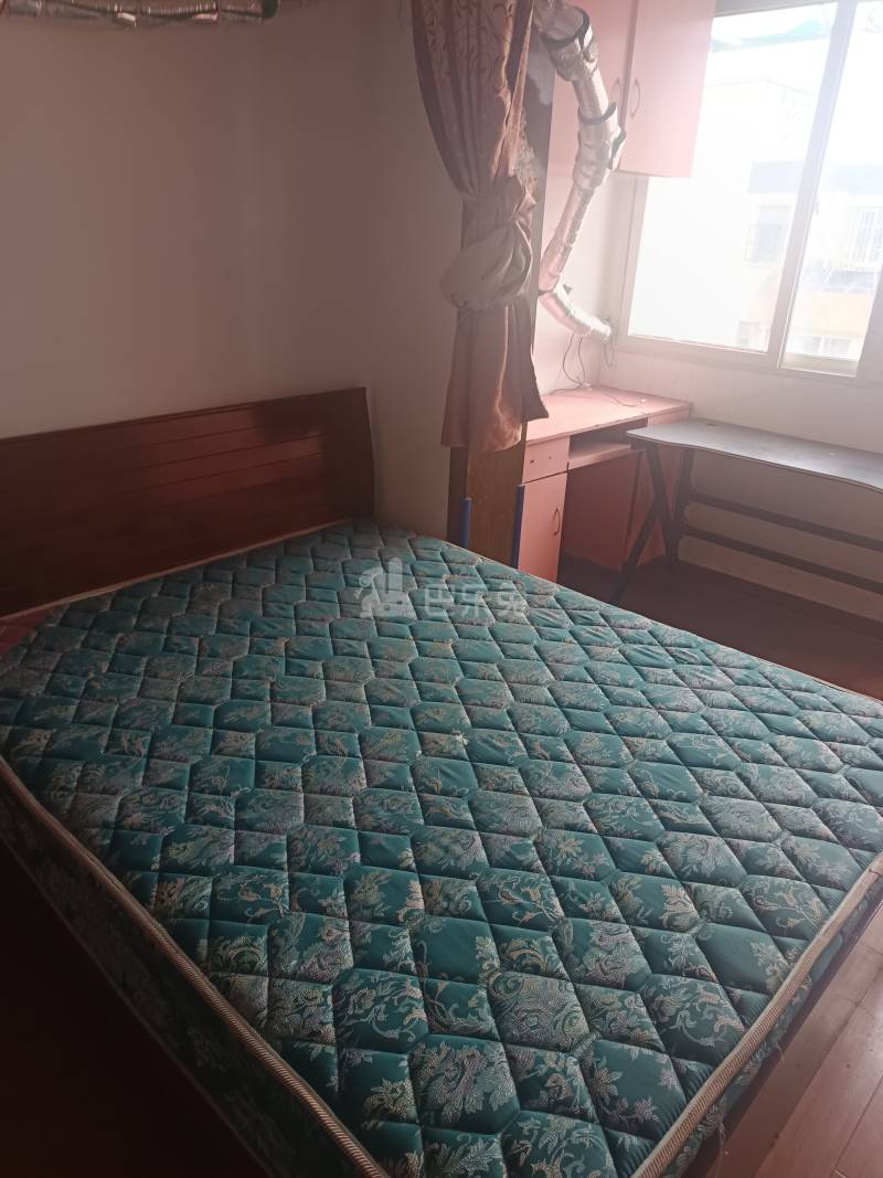 三门路510弄小区11544232卧室图0