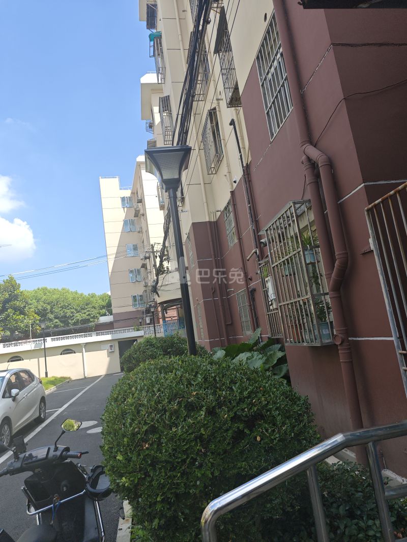 莲溪二村（北中路383弄）11551072周边环境图15