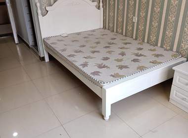 运潭公寓 1室0厅1卫