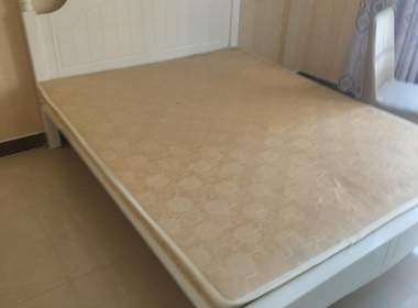 运潭公寓 1室0厅1卫