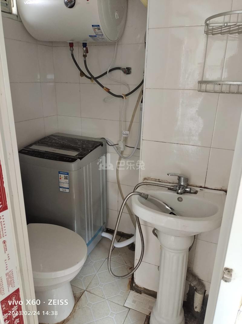 古桐二村11598350卫生间图8
