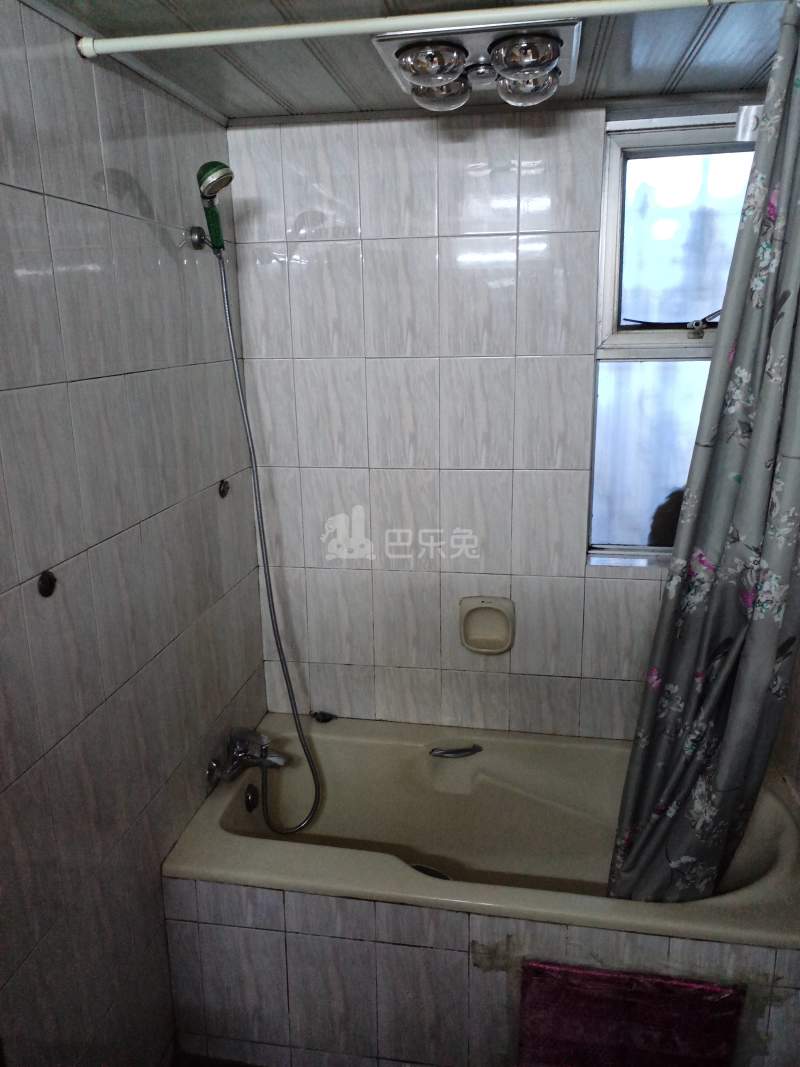 龙呈家园11643299卫生间图11