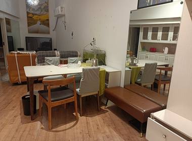 东亚新干线 2室1厅1卫