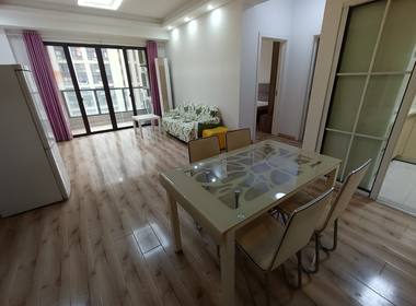 德信东望府 3室1厅1卫