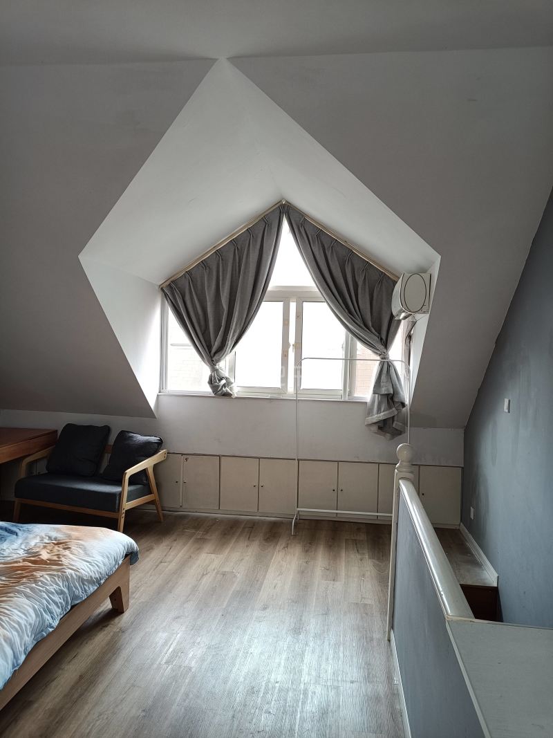 锦秋花园一期1166226卧室窗户图6