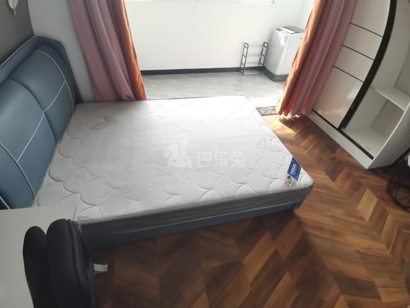 黄城花园东区11671836卧室图3