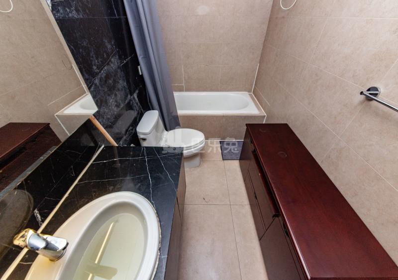 虹桥豪苑11715418卧室图8