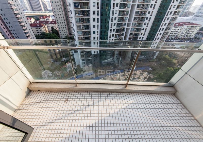 虹桥豪苑11715418卧室图11