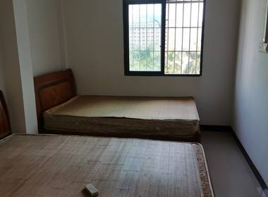 明辉公寓 1室1厅1卫