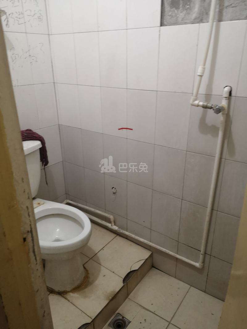 峥宸苑1172559卫生间图11