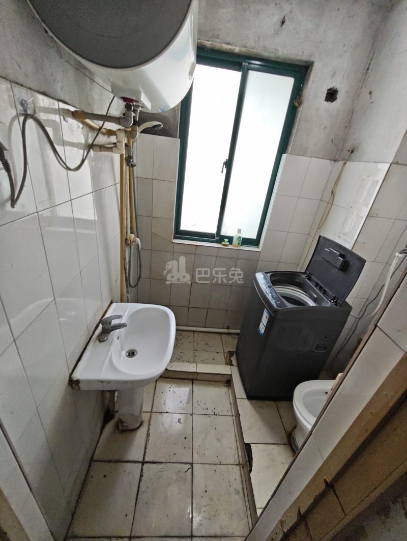 峥宸苑1172559卫生间图8