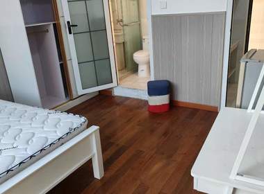 榴莲公寓（西郊家园店） 1室0厅1卫