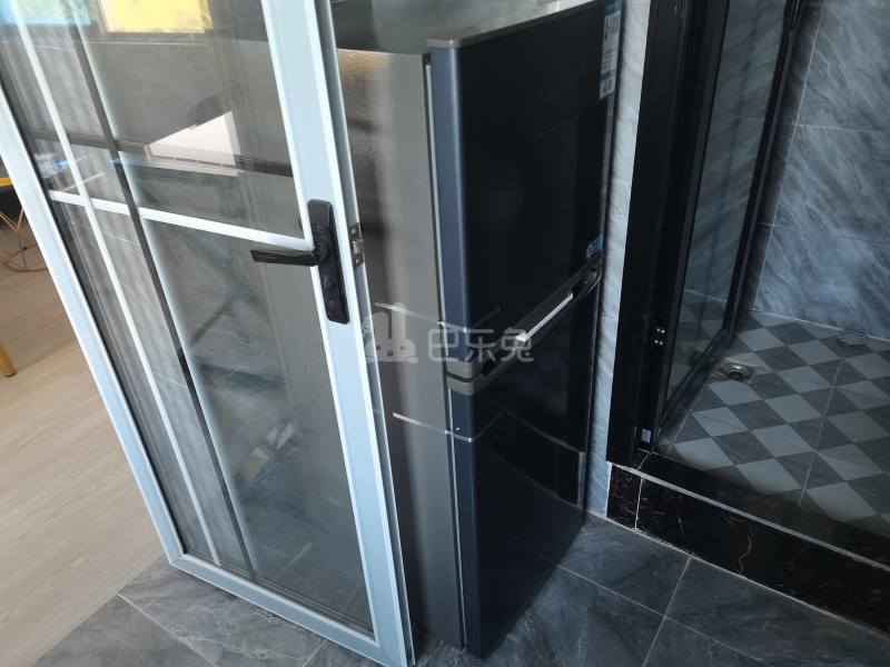 杨家镇小区（龙三路166弄）11767233厨房图10