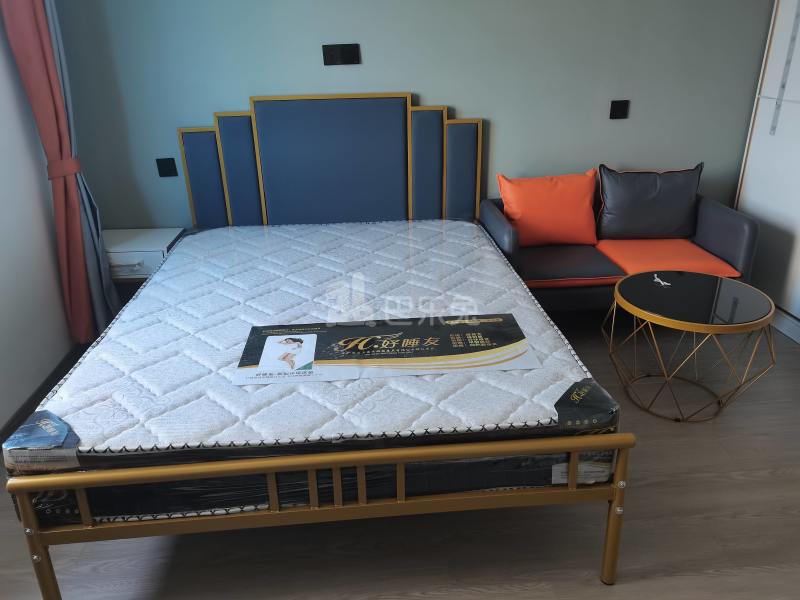 杨家镇小区（龙三路166弄）11767233卧室图2