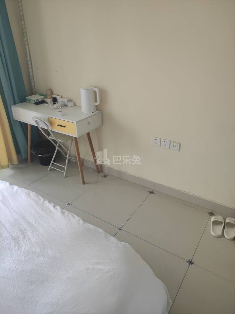 爱博五村11773909卧室图3