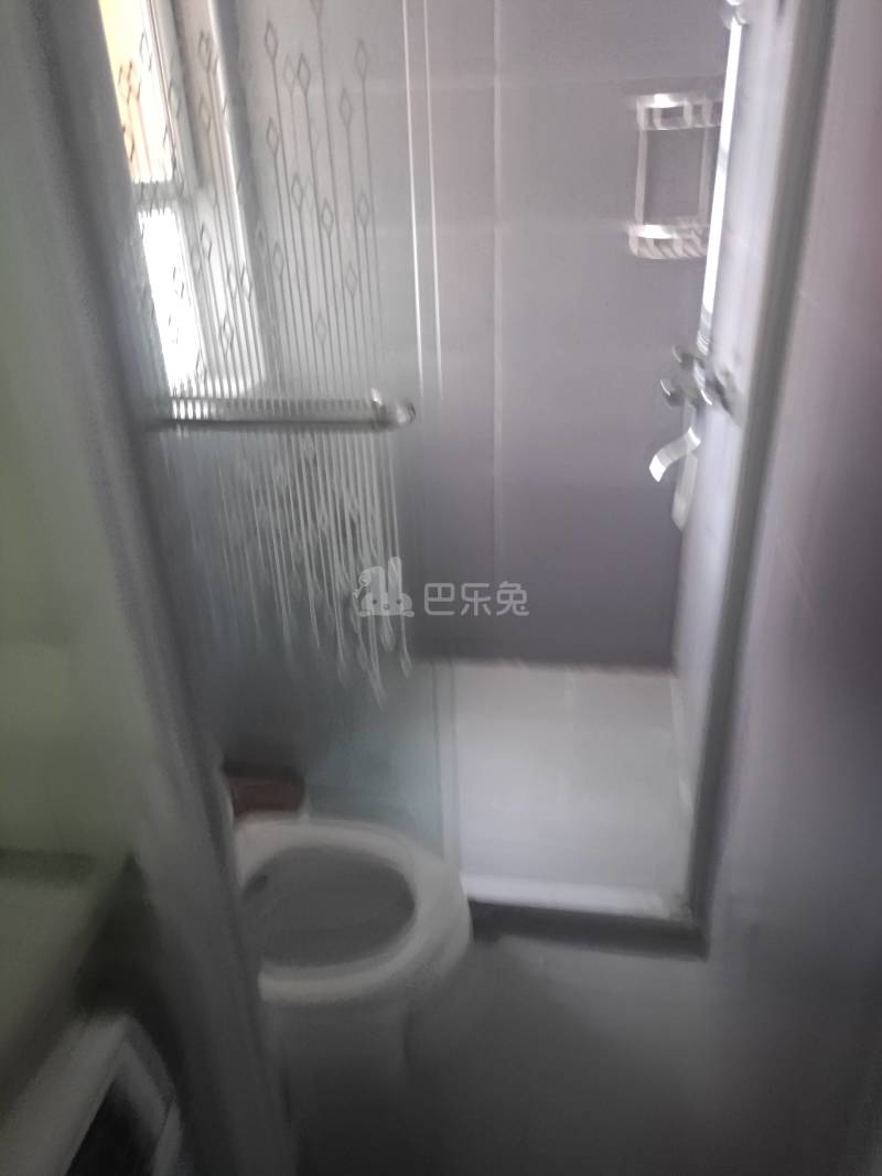 爱博五村11773909卫生间图8