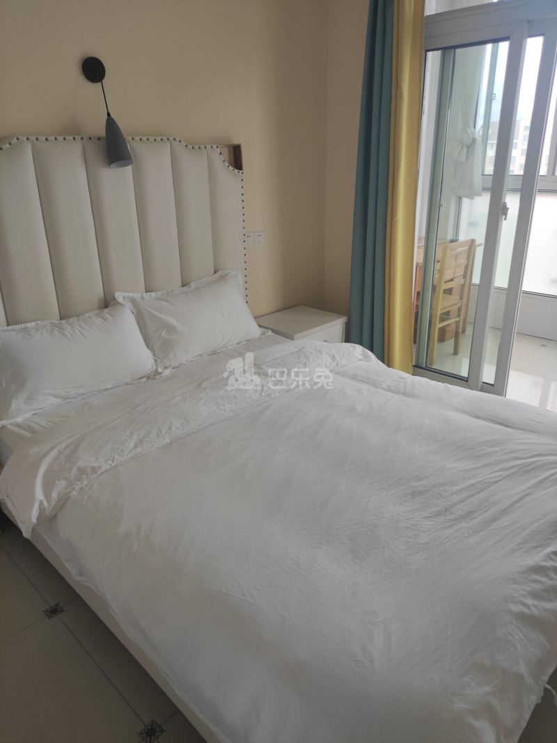 爱博五村11773909卧室图0